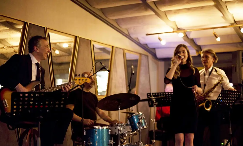 Bizz Band